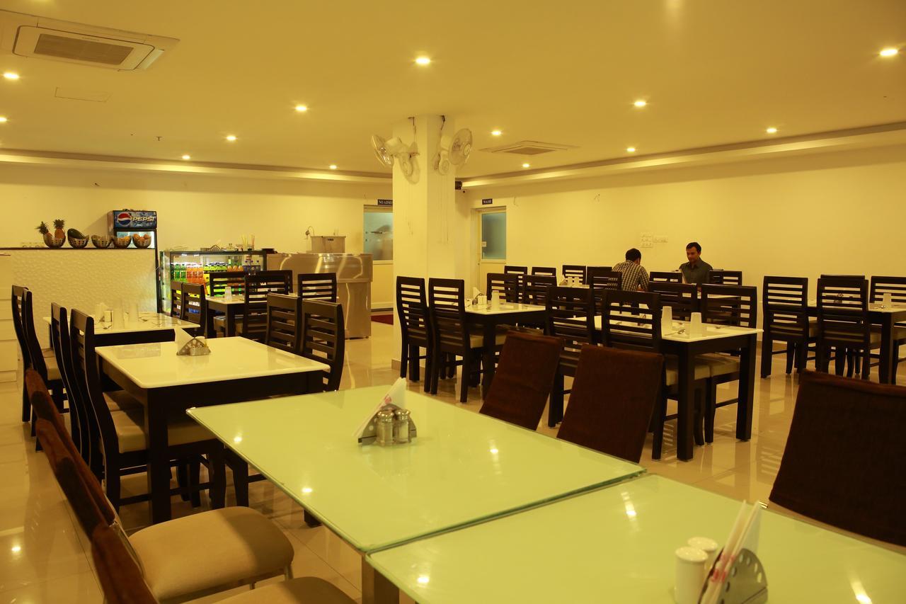 萨拉酒店 尼杜巴塞莱 外观 照片